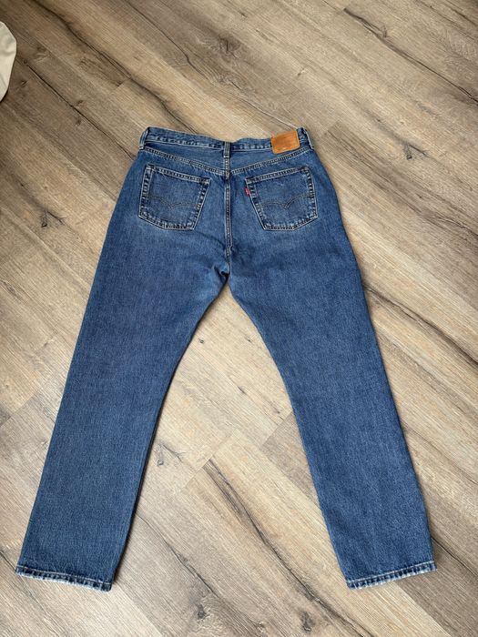 Продаю джинсы Levis 501 женские