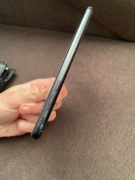 iphone XR чорного кольору