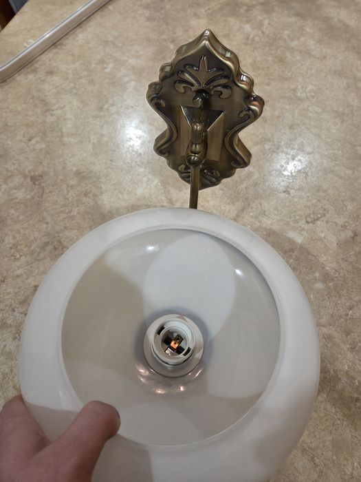 Настінний світильник бра