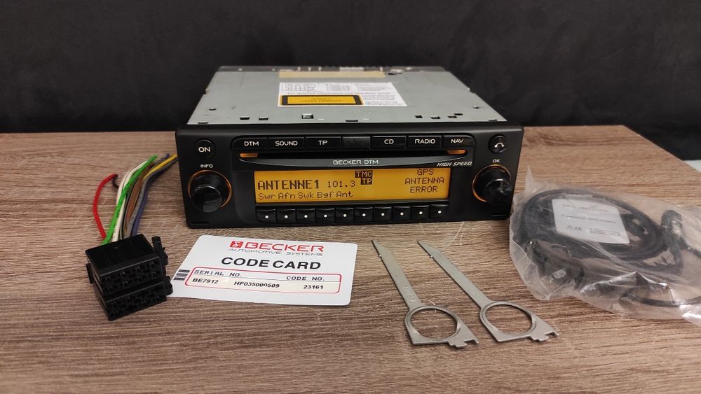 Radio Becker DTM CD Navi MERCEDES R107 W126 W201 R129 W140 W124 W202