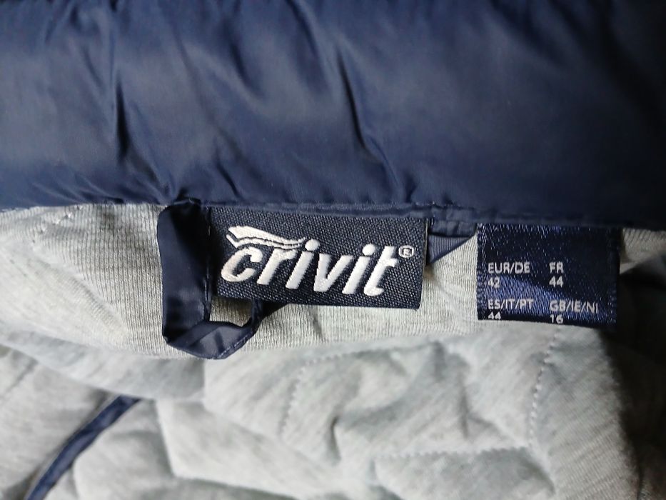 Nowa kurtka damska.       (k9.)