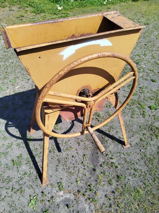 Siekacz rozdrabniacz BARTOSZ 10