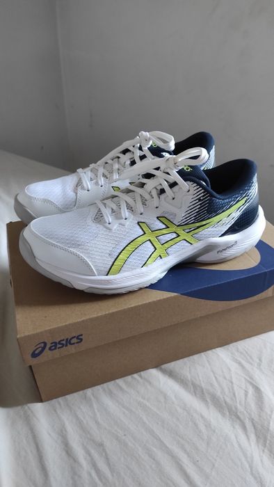 Buty ASICS Beyond FF white/glow yellow do siatkówki rozmiar 41,5