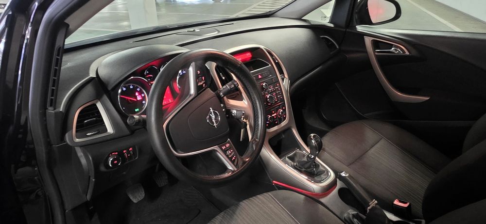 Opel Astra Sports Tourer 1.3 CDTi Cosmo S/S