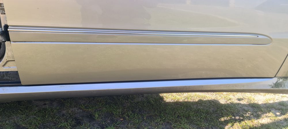 Drzwi Przednie Prawe Przód Prawy Mercedes R klasa W251 Lack. C723