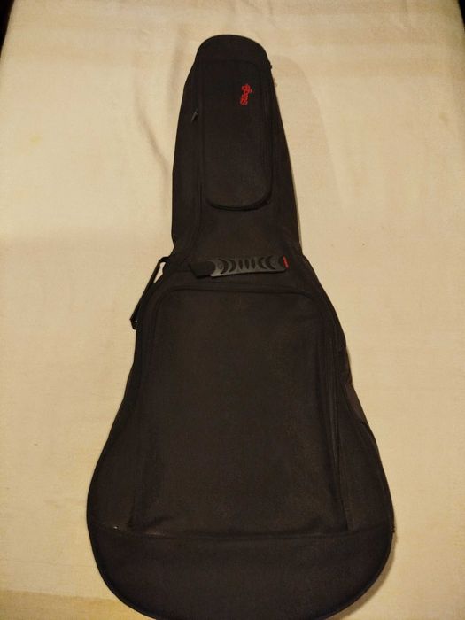 Guitarra acústica STAGG C542 preta