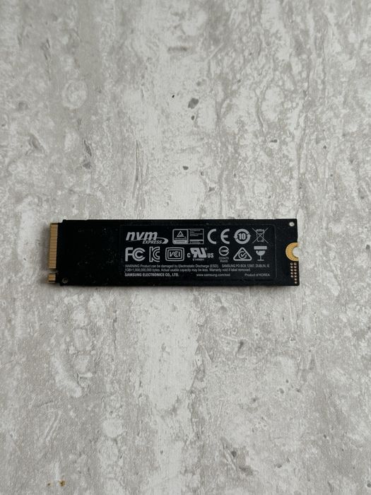 ssd nvme 1tb - купити комплектуючі для ПК - Ціна на OLX.ua