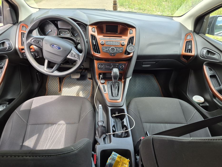 Продам Ford Focus.