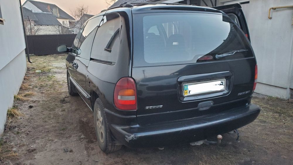 Продам автомобіль.