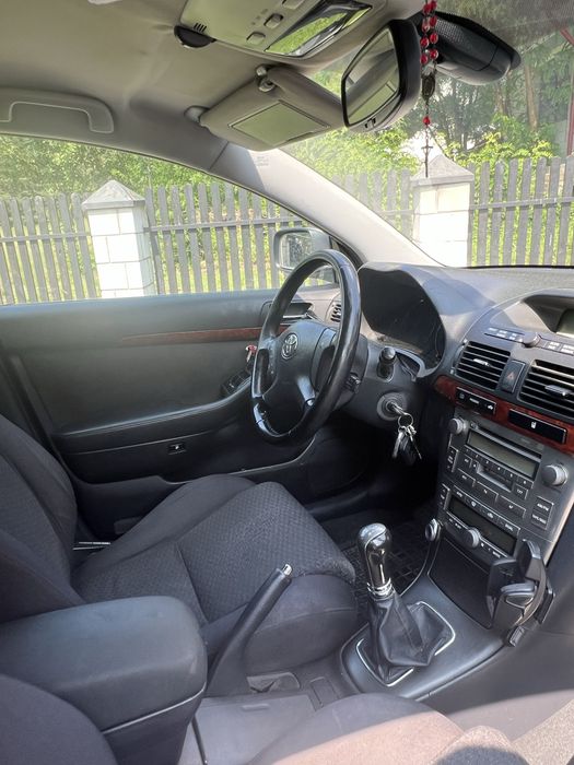 Toyota avensis t25