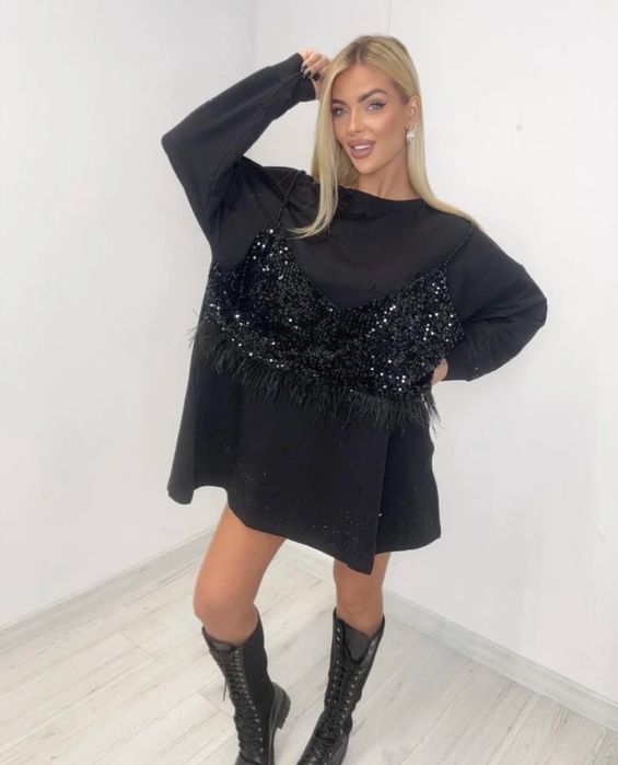 Czarna sukienka tunika oversize cekiny piórka Paparazzi Fashion