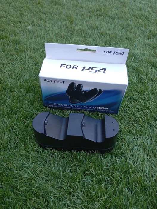 Playstation PS 4 Pro 1TB +2  Comandos + 6 Jogos