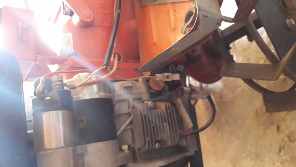 Мотоблок Zubr х31Е+фреза