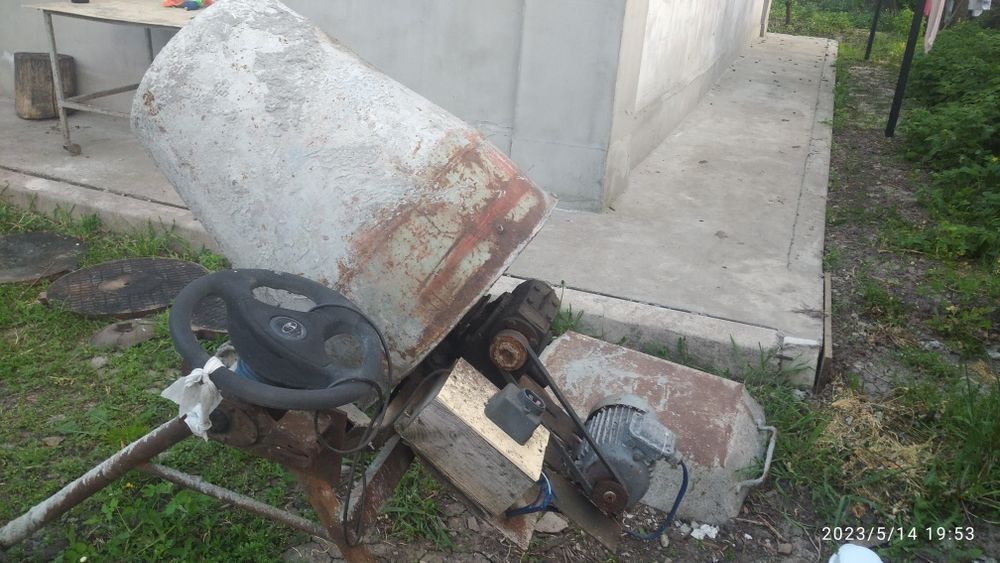 Продам бетону мішалку