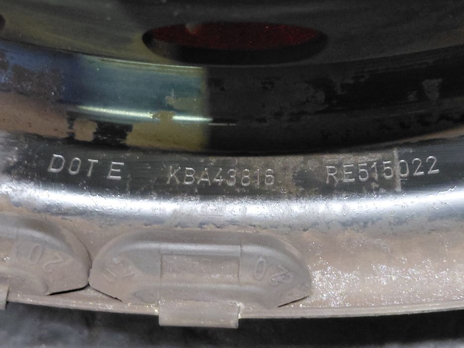 Jante frente esquerda MERCEDES-BENZ Citan (415)