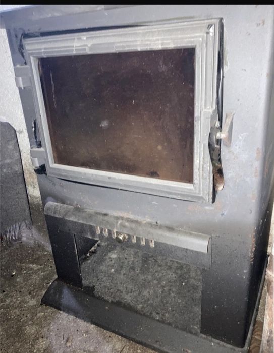 Almost New Salamander Stove445714828582594562