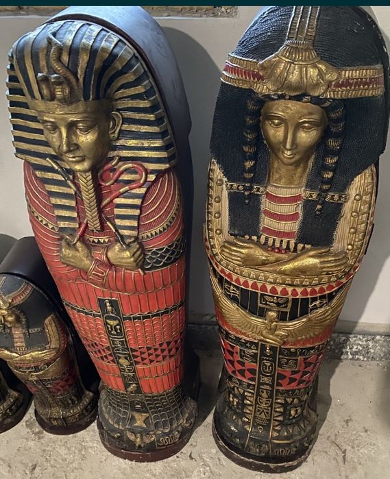 Szafki  na plyty cd lub inne drobne rzeczy ozdoba salon komplet mumii