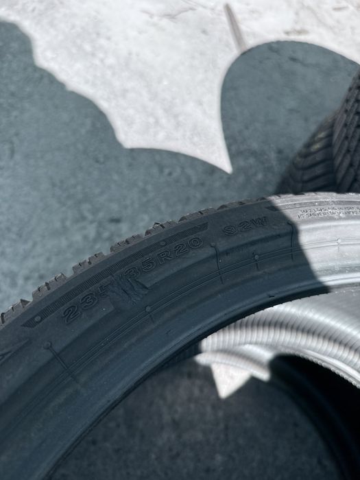 235 35 20 Bridgestone Blizzak 6 99% 2024 Шини Зима