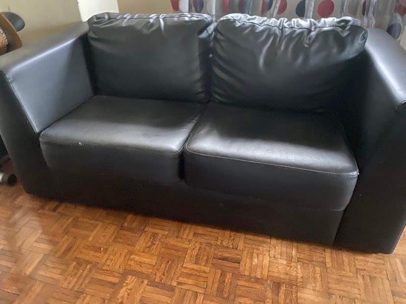 Sofás usados em bom estado Sever do Vouga • OLX Portugal