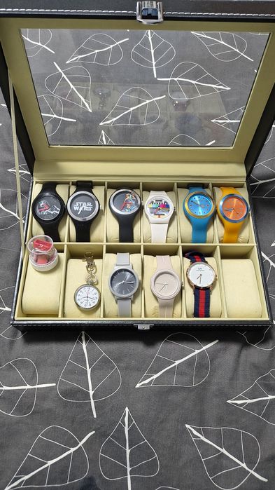 Zegarki damskie 10 sztuk, etui, pudełko, organizer na zegarki.