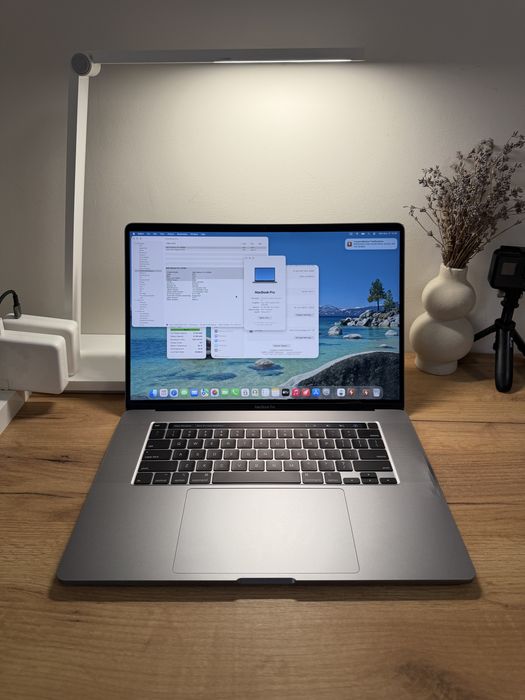 MacBook Pro 16’ 2019 8-Core i9 32GB 1TB SSD Radeon 5500 4Gb 92%