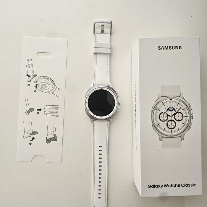 Samsung Galaxy Watch8 Classic LTE Biały