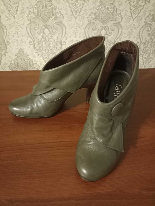 Ботильйони жіночі марки Faith