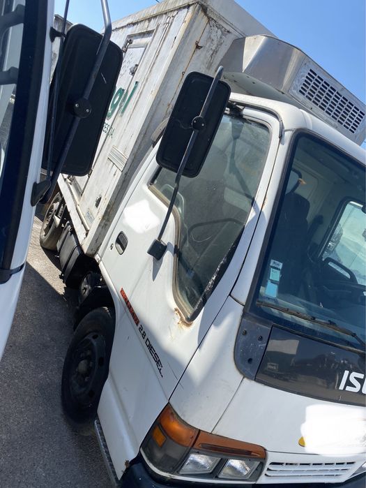 Isuzu NKR 2001 (peças)