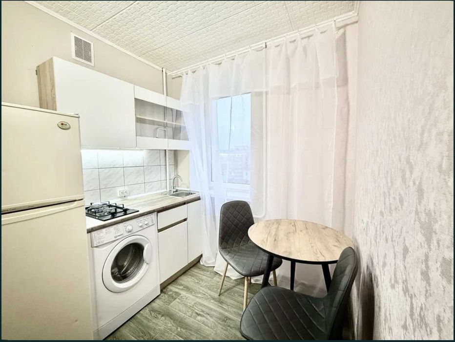 Балковская. Гостинка. Ремонт, мебель !