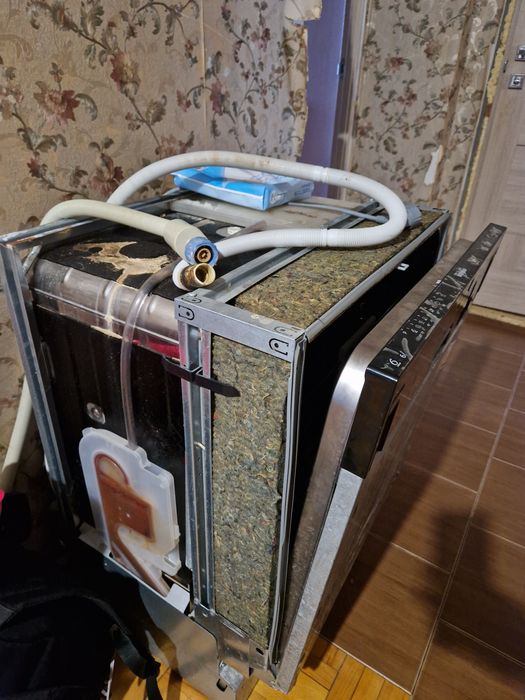 Посудомийка Whirpool