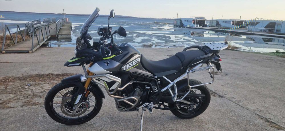 Triump Tiger 900