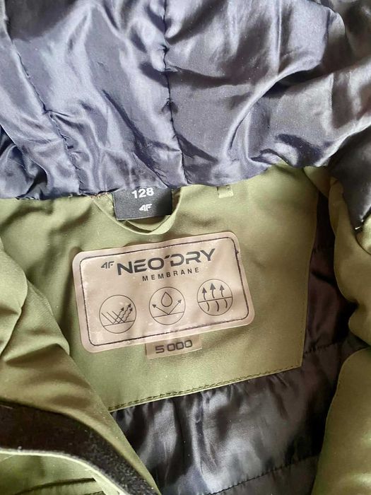 Kurtka zimowa 4F khaki 128cm