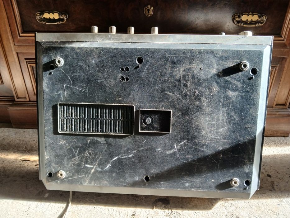 rádio em bom estado