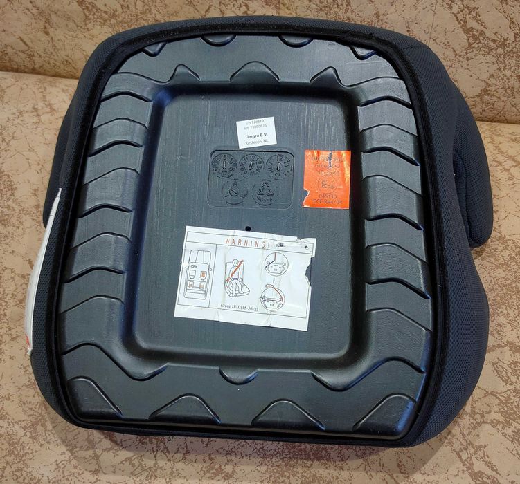 автокресло / бустер / детское автокресло / booster Basic