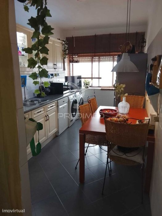 T3 com 110 m² no Fogueteiro — Espaço, luminosidade e localização!