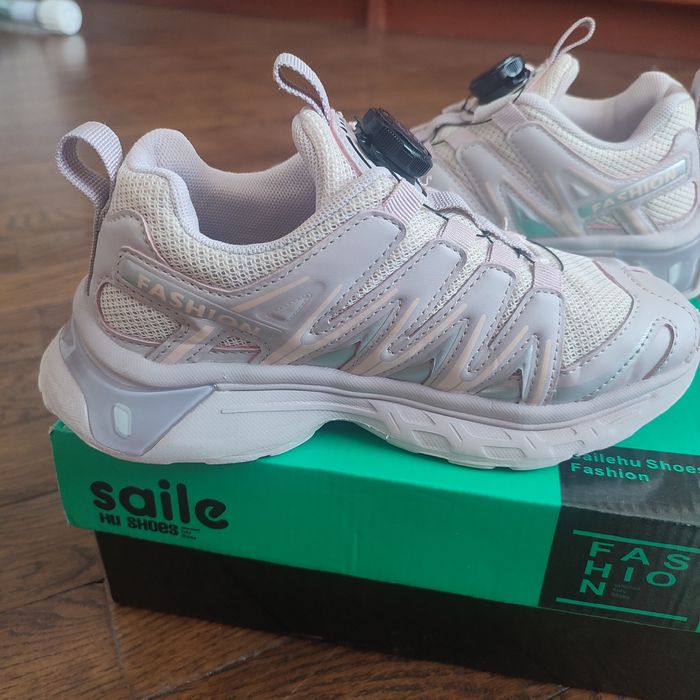 Кроссовки подростковые для девочки