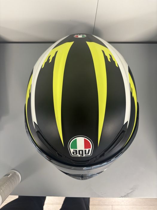 Capacete AGV K6 VR46 (ML) – Como novo + extras