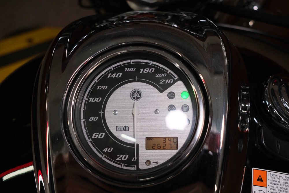 Yamaha XVS 950 A Midnight Star із Японії