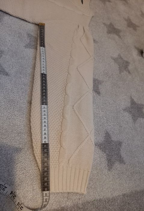 Sweter beżowy ciepły