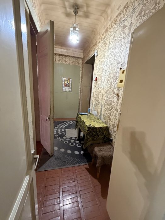 Продам 2 х ком квартиру.Героев Харькова 124