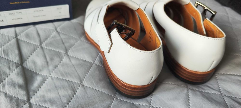 Buty Jalan Sriwijaya