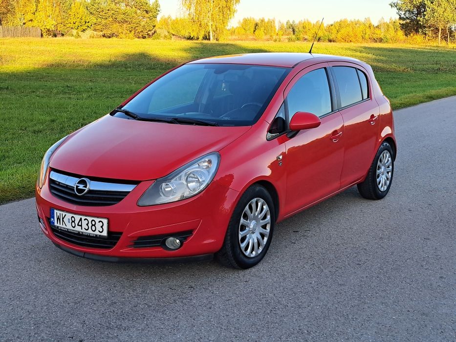 **Opel **Corsa**1.4**Bezyna **2010**Rok **