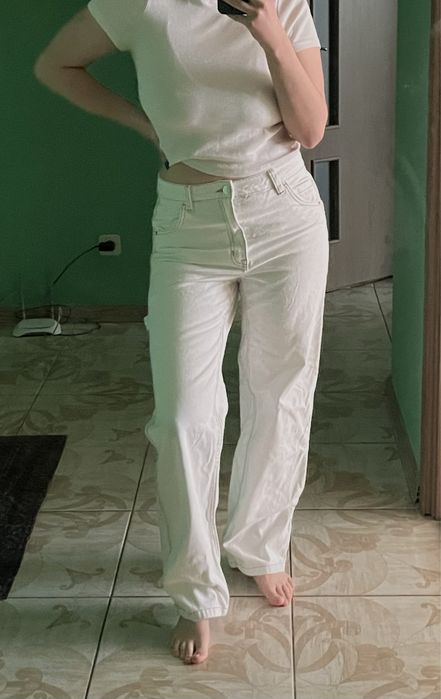 Джинси білі Bershka