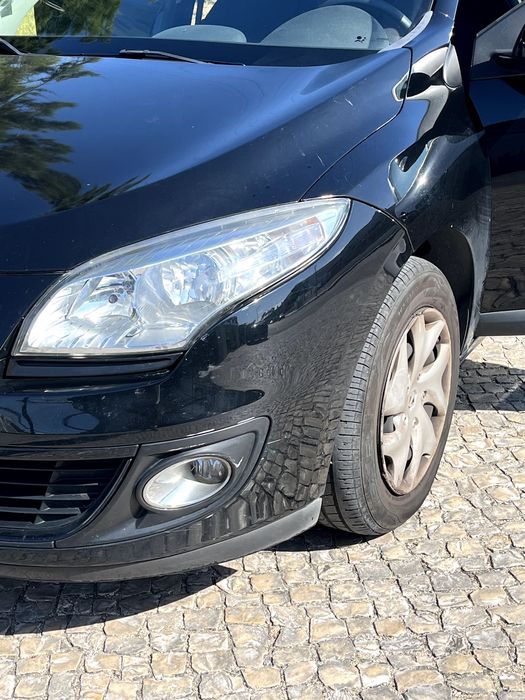 Mégane Sport Tourer 1.5 dCi 90 cv | 2013 | 209.000 km | Distribuição feita | Manutenção recente | 2 chaves