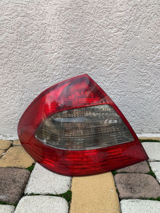 Задні стопи фонарі Mercedes e class w210 w211 фари рішотка розборка