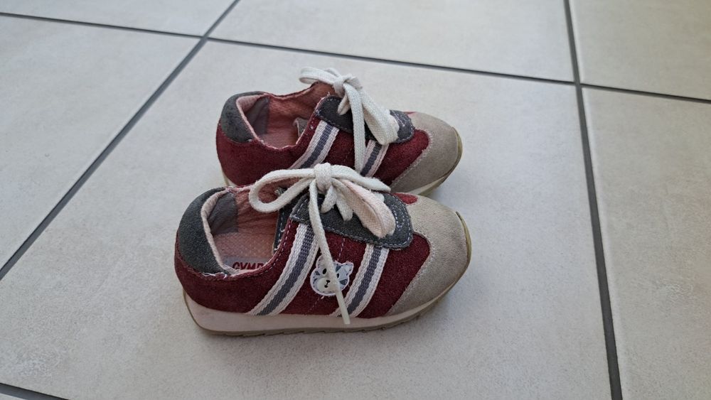 Sprzedam buty dziecięce Gymboree rozmiar - 21.