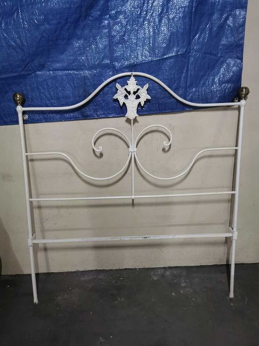 Cama de ferro antiga + colchão molas