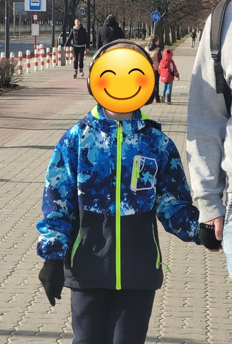 Куртка демисезонна р. 140