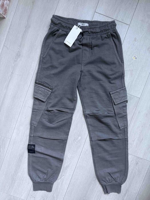 Круті спортивки reserved 158