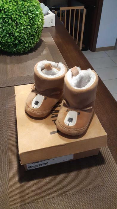 Buty niechodki w misie rozmiar 19
